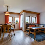 Beate * Hirschegg (Vorarlberg)