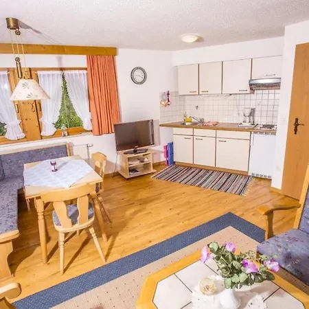 Beate * Hirschegg (Vorarlberg)