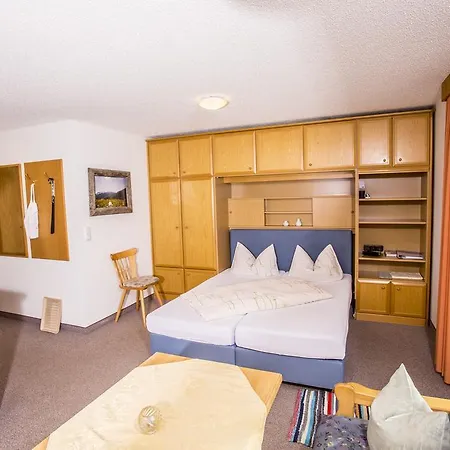 Beate * Hirschegg (Vorarlberg)